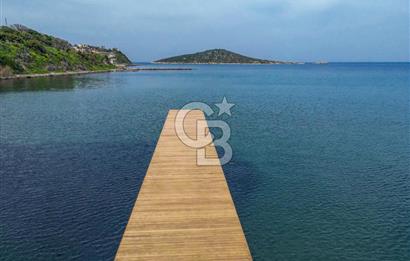 Bodrumda Ultra Lüks Denize Sıfır SATILIK VİLLA
