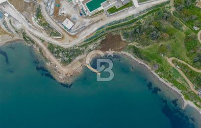 Bodrumda Ultra Lüks Denize Sıfır SATILIK VİLLA
