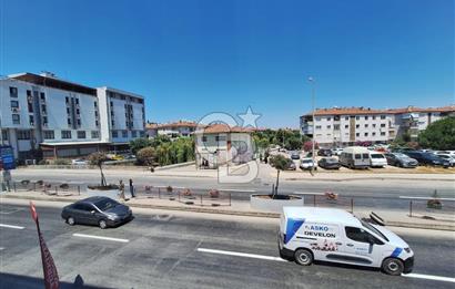 Uygulama Oteli Karşısında İçi Tamamen Yenilenmiş 3+1 Daire
