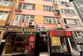 KADIKÖY MODA'DA MÜKEMMEL KONUMDA 340m2 KULLANIMLI SATILIK DÜKKAN