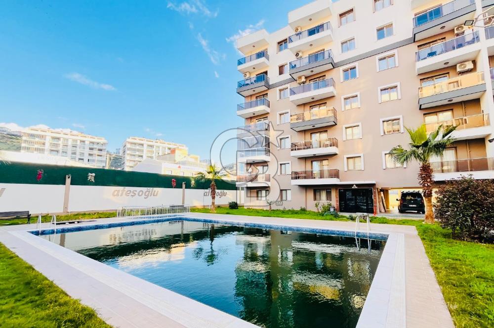 Çiğli Uğur Mumcu Cadde Life Havuzlu Site İçi Kiralık 1+1 Daire
