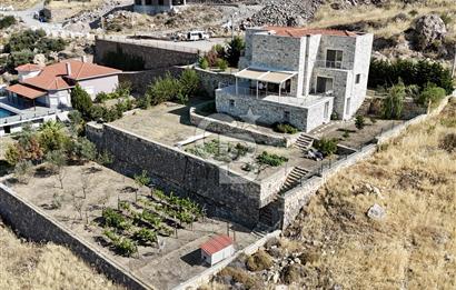 FOÇAKÖY'DE 1530m2 ARSA İÇERİSİNDE SATILIK MÜSTAKİL EV 