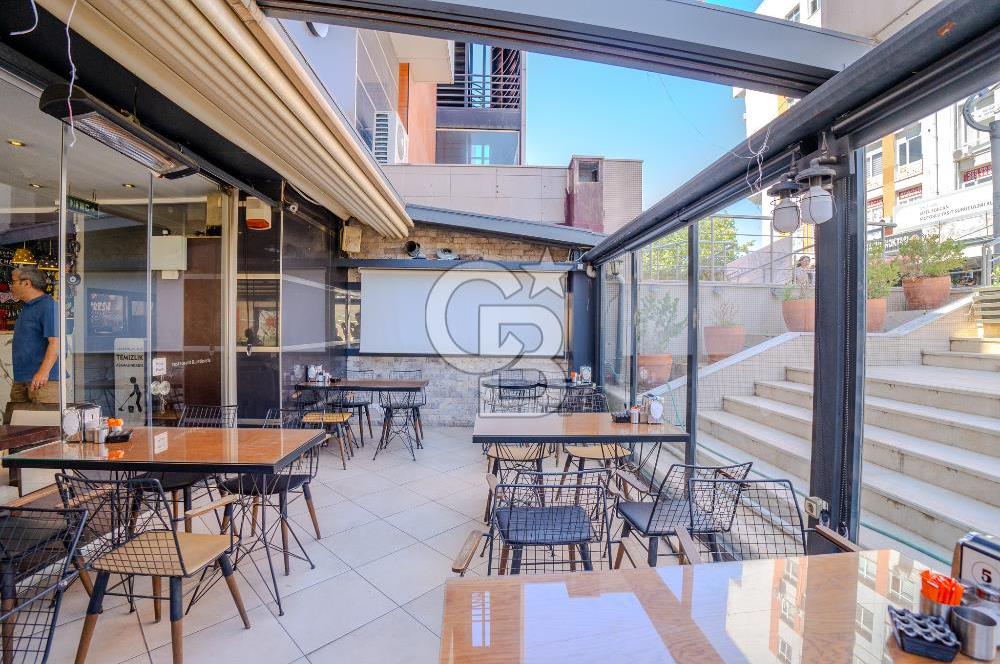  Çiğli Belediye Binası Altında Devren Kiralık Kafe... 