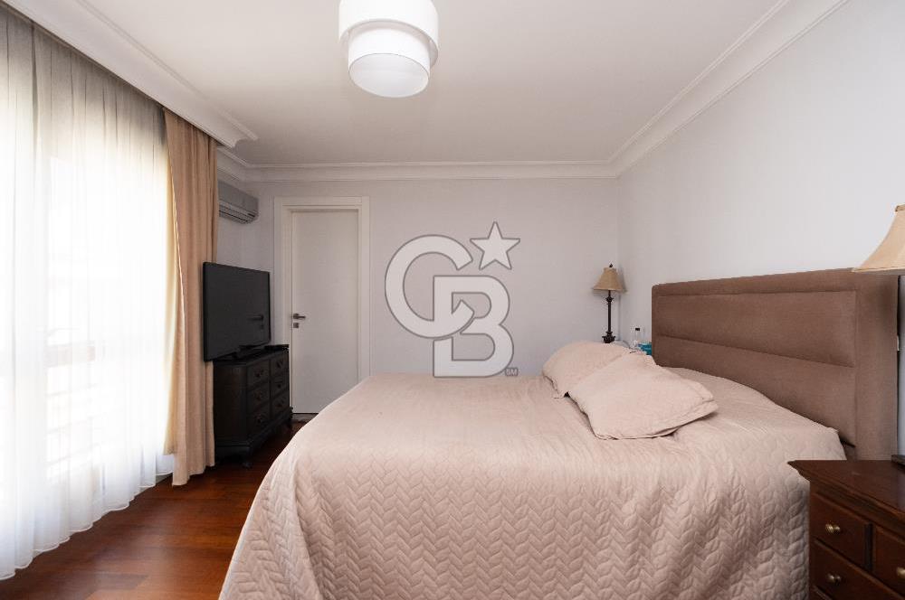 Fenerbahçe Sahilde Satılık Teraslı 4+1 Dubleks Daire
