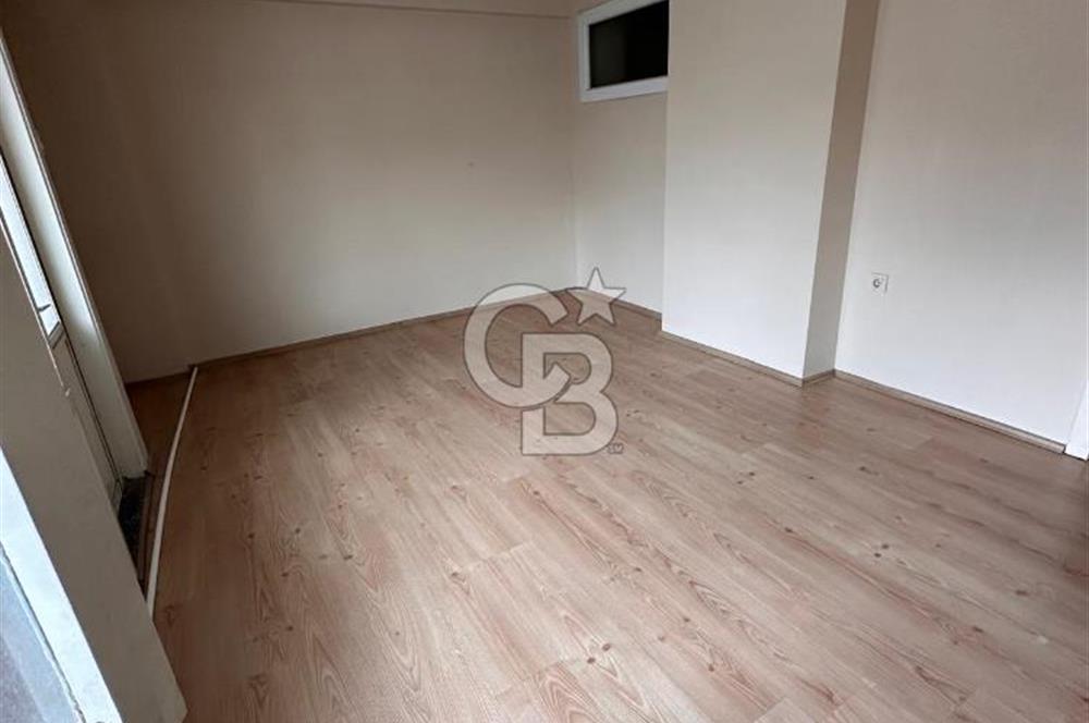 KARŞIYAKA ÇARŞIDA 3+1 SATILIK DAİRE