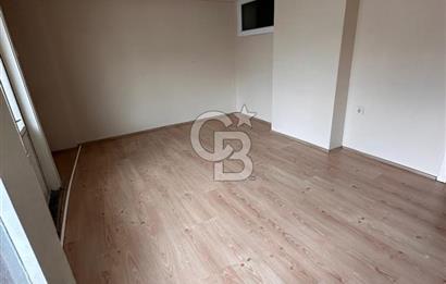 KARŞIYAKA ÇARŞIDA 3+1 SATILIK DAİRE