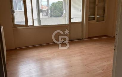 KARŞIYAKA ÇARŞIDA 3+1 SATILIK DAİRE