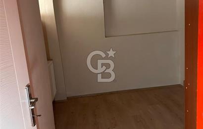 KARŞIYAKA ÇARŞIDA 3+1 SATILIK DAİRE