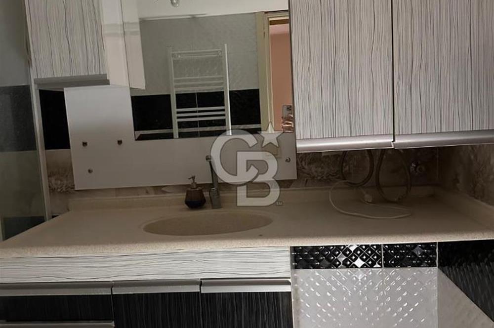 KARŞIYAKA ÇARŞIDA 3+1 SATILIK DAİRE