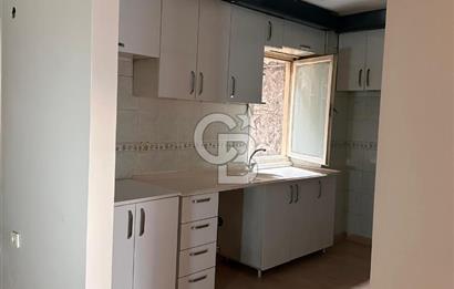 KARŞIYAKA ÇARŞIDA 3+1 SATILIK DAİRE