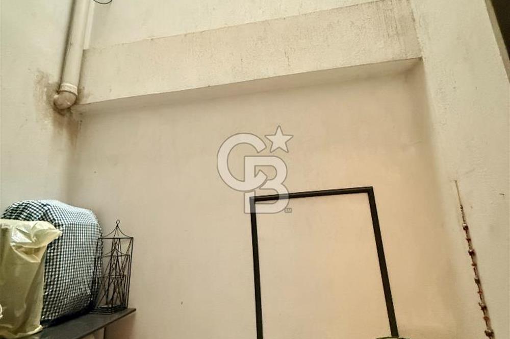 BORNOVA KIZILAY MAH. GENİŞ TERASLI DOĞALGAZLI SATILIK 2+1
