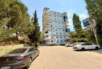 BALÇOVA ÇETİN EMEÇ MAH. GÜVENEVLER SİTESİ SATILIK 3+1