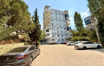 BALÇOVA ÇETİN EMEÇ MAH. GÜVENEVLER SİTESİ SATILIK 3+1