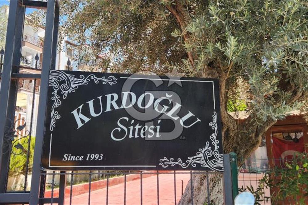 KUŞADASI MERKEZ'DE TEK TAPU 2 DAİRE.  