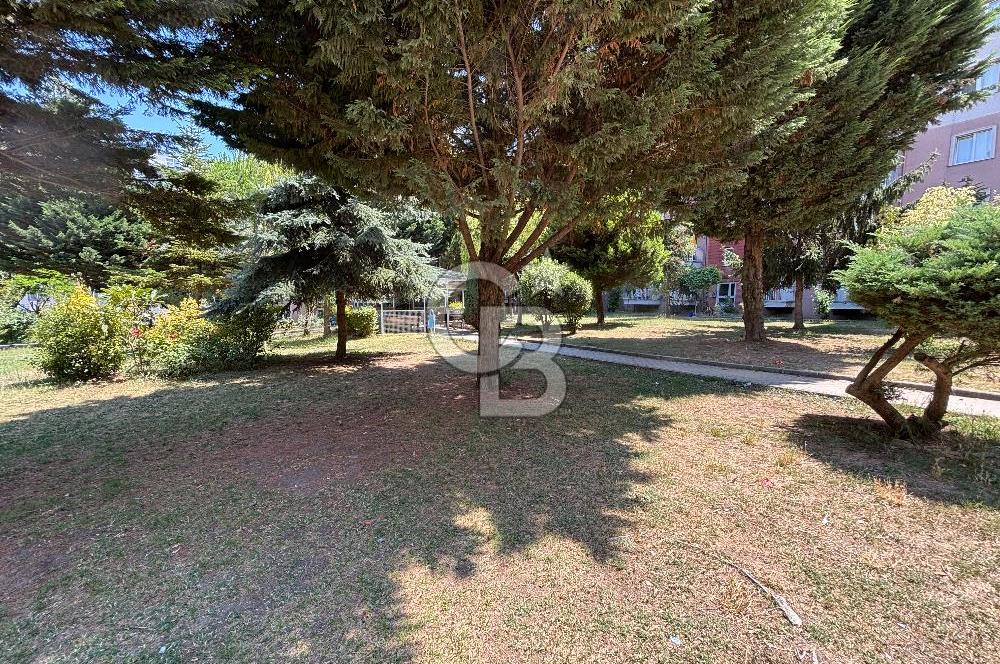 BAHÇEŞEHİR 2.KISIM MAH.YÜRÜYÜŞ YOLUNDA KREDİYE UYGUN SATILIK 2+1