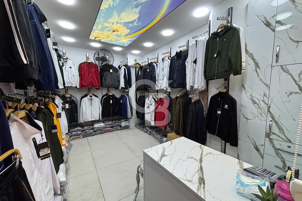 FATİH KOSKA CADDESİNDE MERKEZİ KONUMDA SATILIK DÜKKAN MAĞAZA