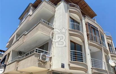 ÇANDARLI ÇARŞIDA DENİZE 500mt MESAFEDE KULLANIŞLI 2+1 DAİRE