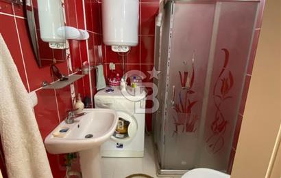 ÇANDARLI ÇARŞIDA DENİZE 500mt MESAFEDE KULLANIŞLI 2+1 DAİRE