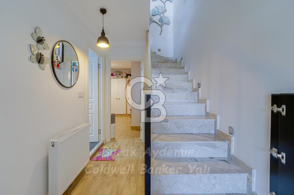 Güzelbahçe Bahçeşehir Koleji Yanı Satılık Bahçeli Dubleks Daire