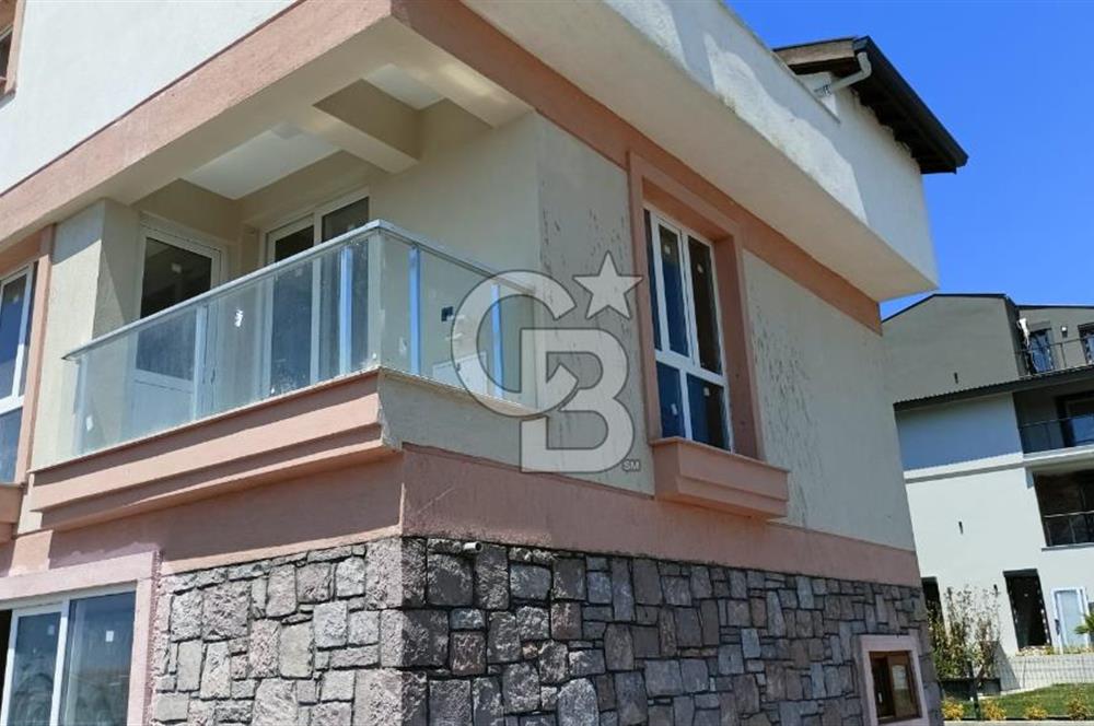 İzmirin İncisi Çandarlıda Satılık Sıfır Villa