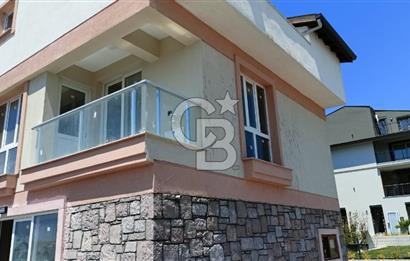 İzmirin İncisi Çandarlıda Satılık Sıfır Villa
