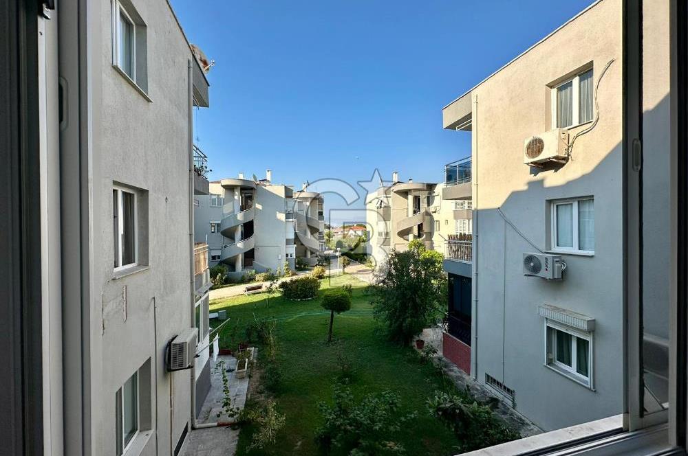 GÜZELBAHÇE'DE DENİZE YAKIN DONATIM SİTESİ'NDE SATILIK 2+1 DAİRE!