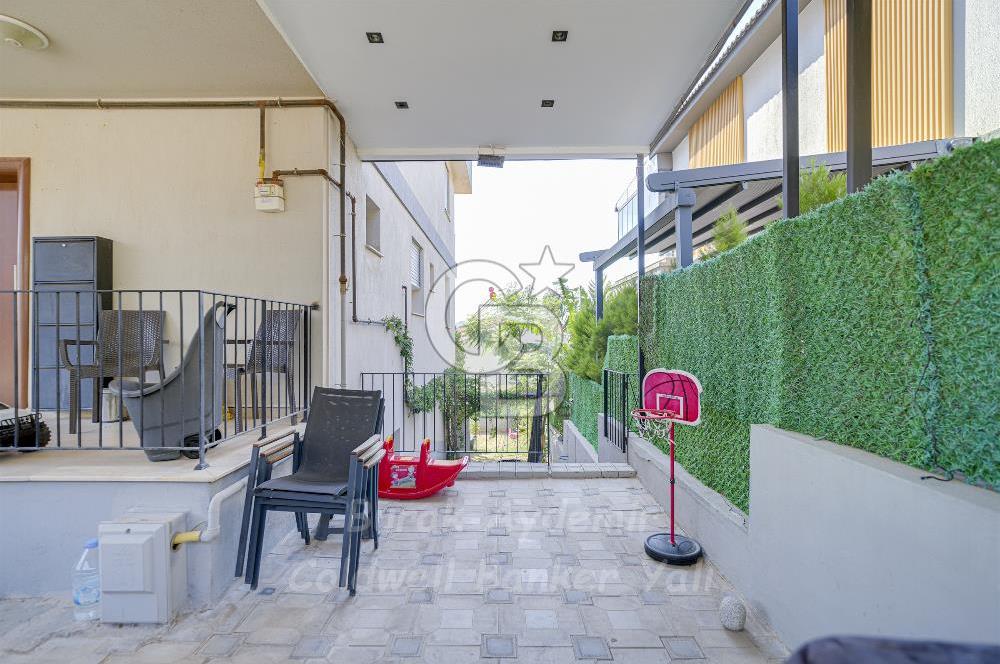 Güzelbahçe Bahçeşehir Koleji Yanı Satılık Bahçeli Dubleks Daire