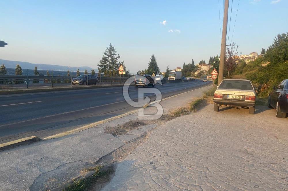 KOCAELİN İNCİSİ KARAMÜRSEL KAYACIK MAH 3+1 DENİZ MANZARALI DAİRE