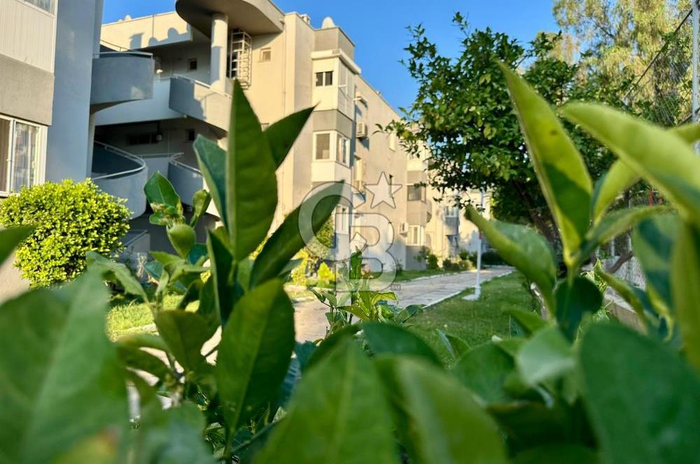 GÜZELBAHÇE'DE DENİZE YAKIN DONATIM SİTESİ'NDE SATILIK 2+1 DAİRE!