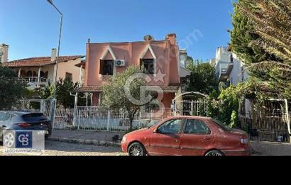İPEKKUM PLAJINDA DENİZİN YANIBAŞINDA 5+1 EŞYALI FIRSAT VİLLA