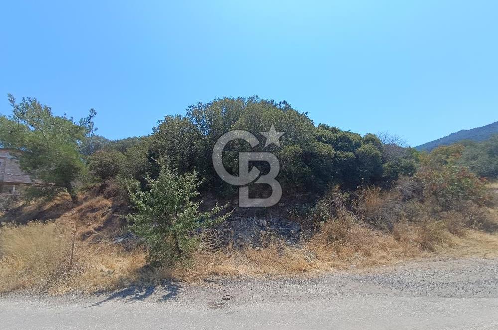  YENİFOÇA’DA İKİZ VİLLA İMARLI DENİZ MANZARALI ARSA
