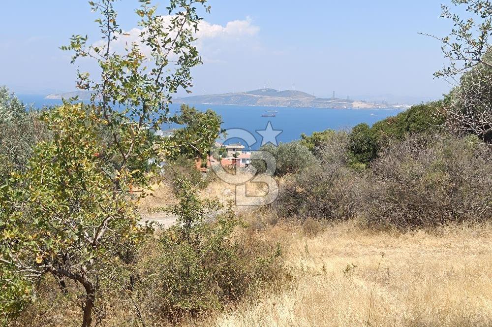  YENİFOÇA’DA İKİZ VİLLA İMARLI DENİZ MANZARALI ARSA