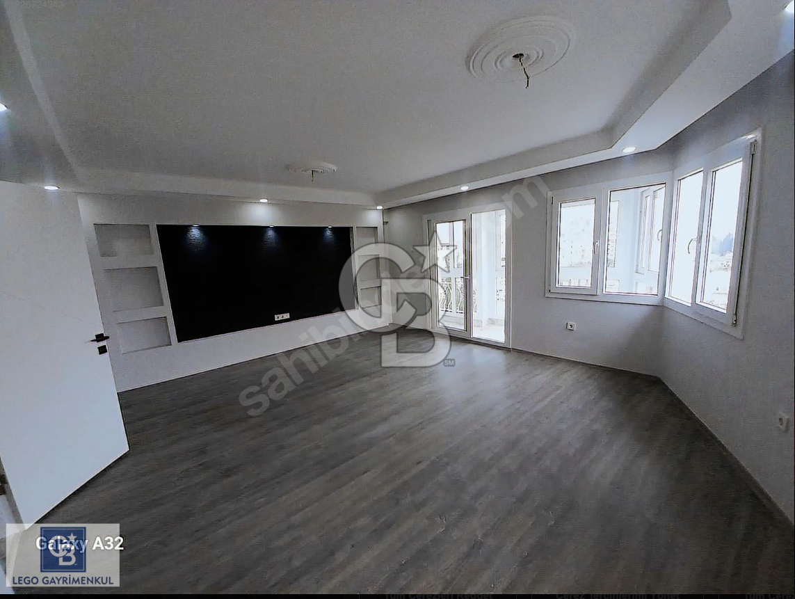 Alaybey Tersane kısmen deniz manzaralı Full tadilatli 3+1 daire