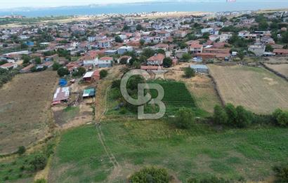ÇANAKKALE LAPSEKİ ADATEPE KÖYÜNDE İMARA YAKIN SATILIK TARLA