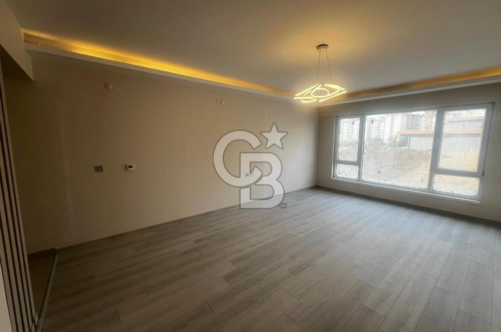 YAPRACIKTA ARA KATTA BÖLGENİN EN LÜKS SİTESİNDE 3+1 DAİRE 120 MT