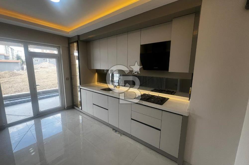 YAPRACIKTA ARA KATTA BÖLGENİN EN LÜKS SİTESİNDE 3+1 DAİRE 120 MT