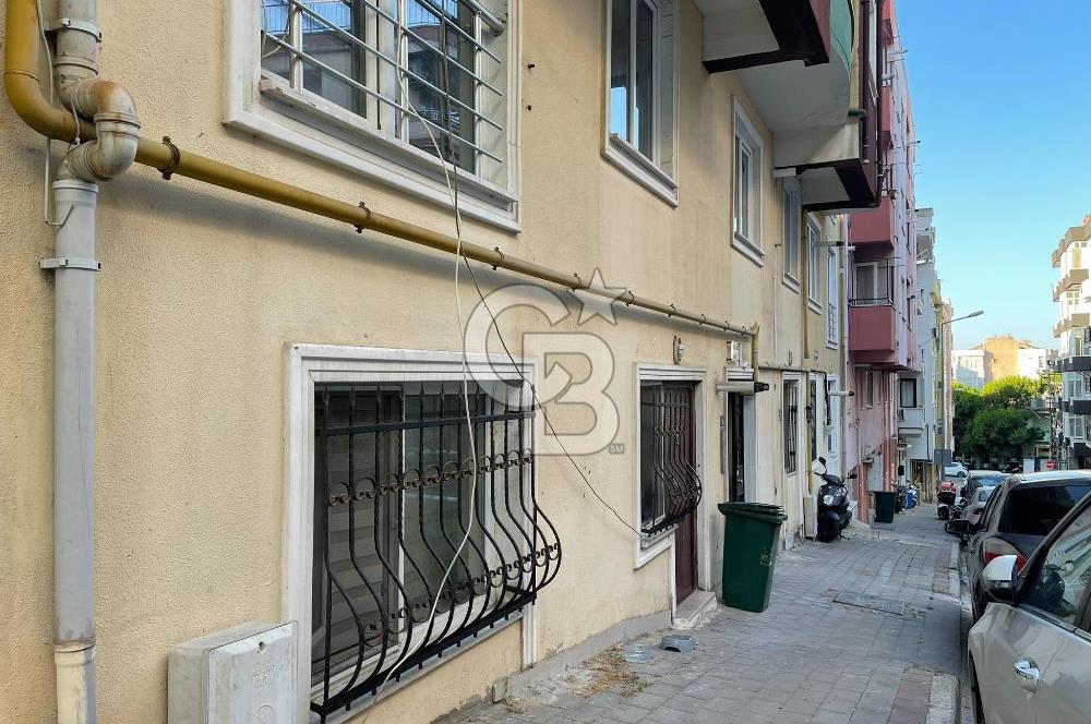 SALI PAZARINDA UYGUN FİYATLI SOKAK ÜZERİ 2+1 İŞ YERİ