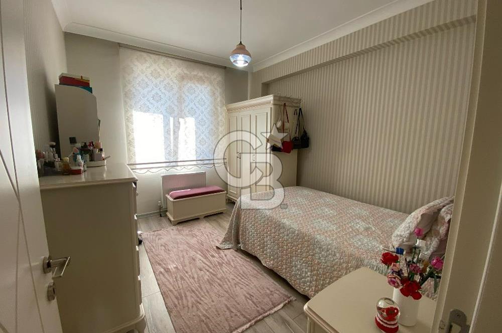 BÖLGENİN EN PRESTİJLİ SİTESİNDE ULTRA LÜKS 4+1 EŞYALI NET 220 MT