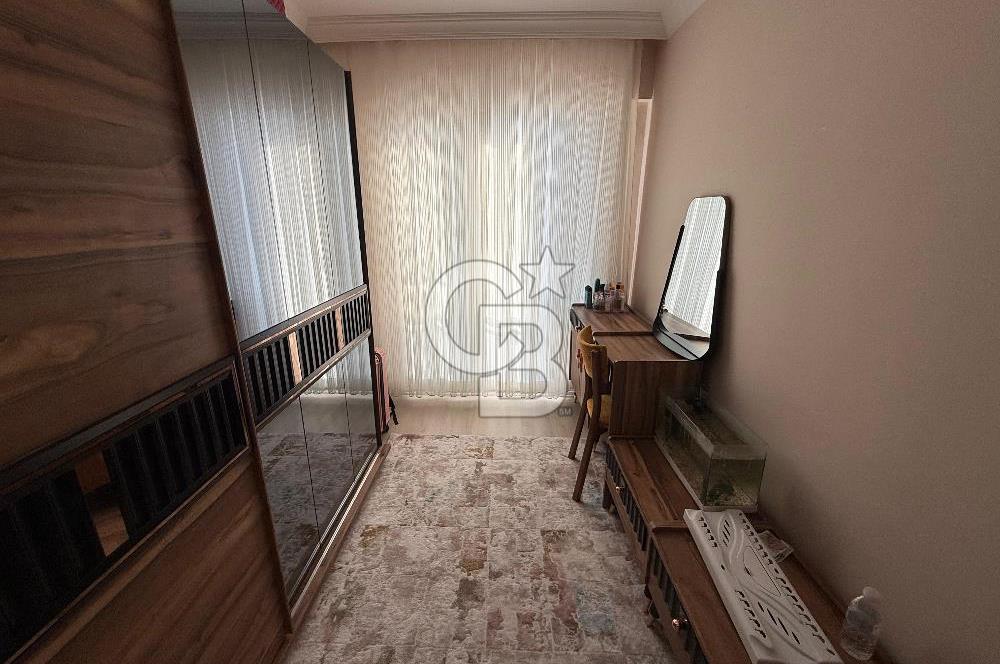MENEMEN GAZİ MAH. HAVUZLU SİTE İÇERİSİNDE SATILIK 3+1 DAİRE