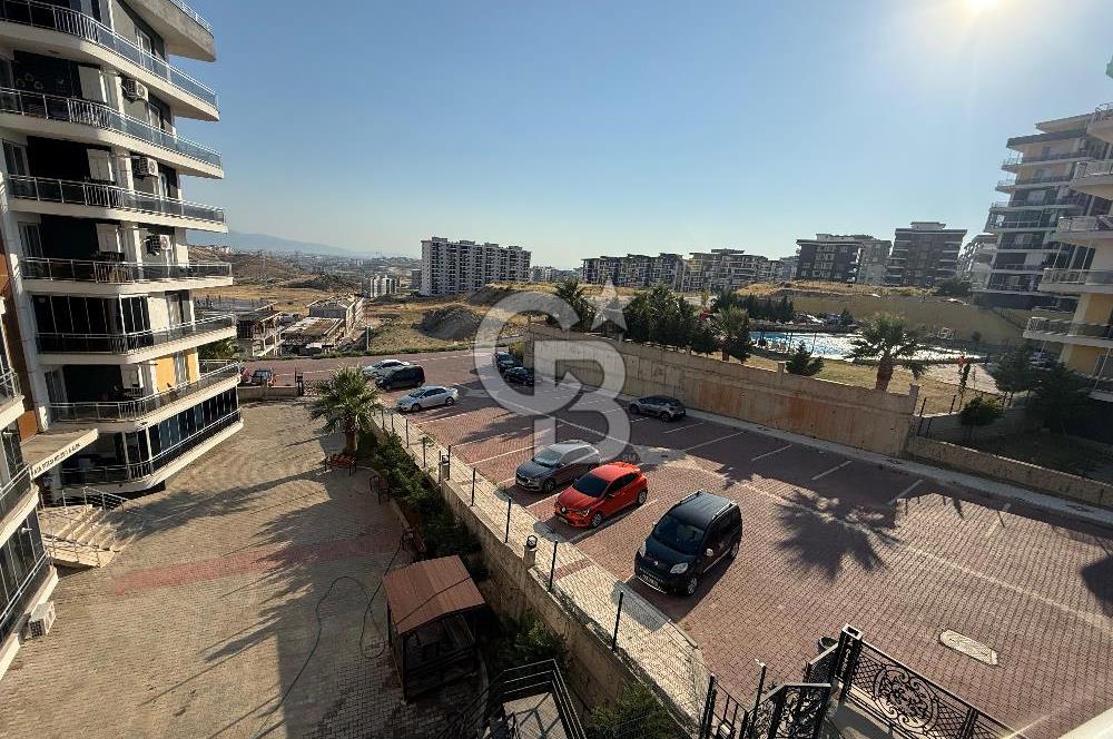 MENEMEN GAZİ MAH. HAVUZLU SİTE İÇERİSİNDE SATILIK 3+1 DAİRE