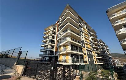 MENEMEN GAZİ MAH. HAVUZLU SİTE İÇERİSİNDE SATILIK 3+1 DAİRE