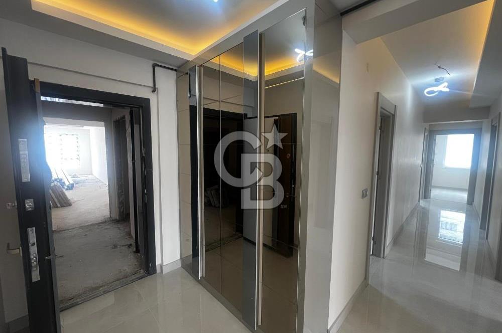 YAPRACIKTA ARA KATTA BÖLGENİN EN LÜKS SİTESİNDE 3+1 DAİRE 120 MT