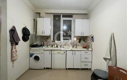 SALI PAZARINDA UYGUN FİYATLI SOKAK ÜZERİ 2+1 İŞ YERİ
