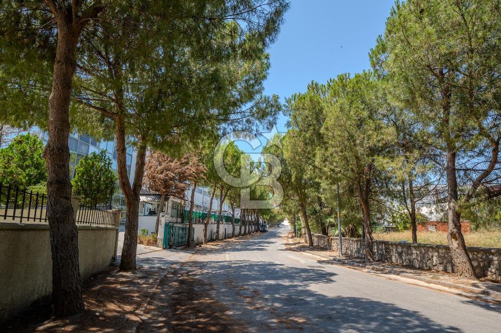 MENEMEN SERBEST BÖLGEDE SATILIK FABRİKA