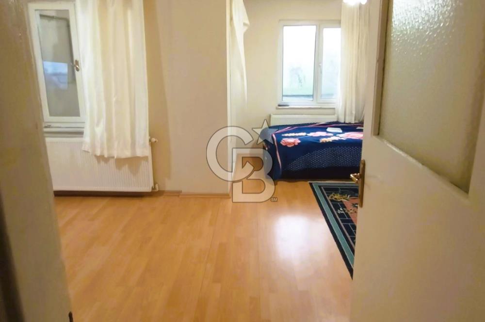 CB AMBIANCE'DAN KARAMAZAK MAH.DE EMİRSULTAN CAMİİNE YAKIN SATILIK DAİRE