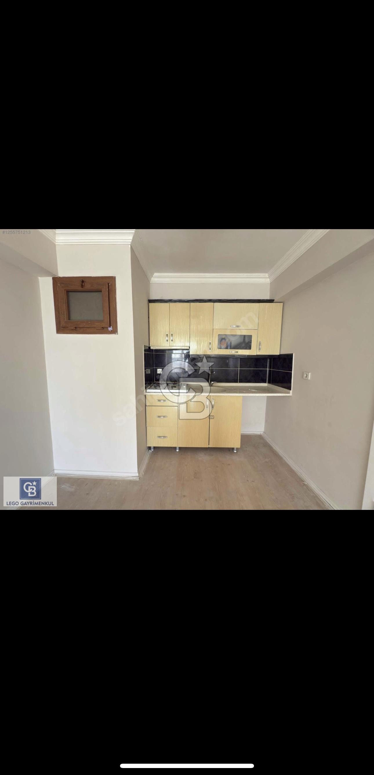 Aliağa Şakran Ana Cadde Üzeri Satılık 1+1 Daire