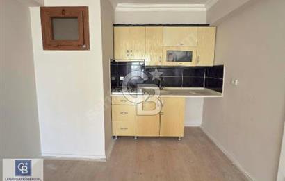 Aliağa Şakran Ana Cadde Üzeri Satılık 1+1 Daire