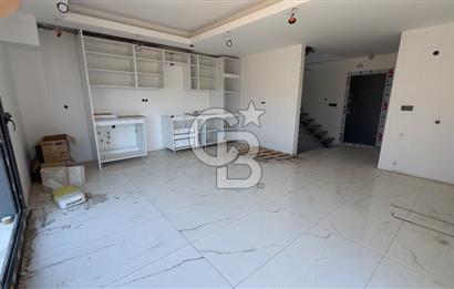 YENİ FOÇA’DA SIFIR 4+1 TRİPLEX VİLLA