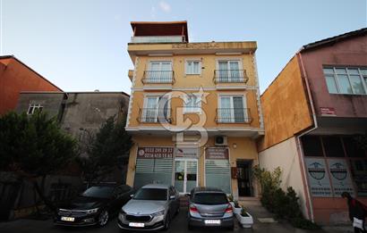 Ümraniye Esenşehir Genç Binada 3+1 Teraslı Dubleks Daire