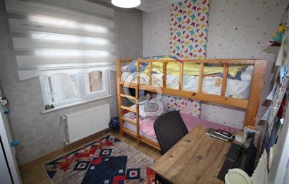 Ümraniye Esenşehir Genç Binada 3+1 Teraslı Dubleks Daire
